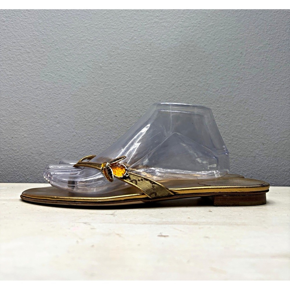 Gucci Gold Metallic Leather Crystal Embellished Bee Thong Sandals Size 10